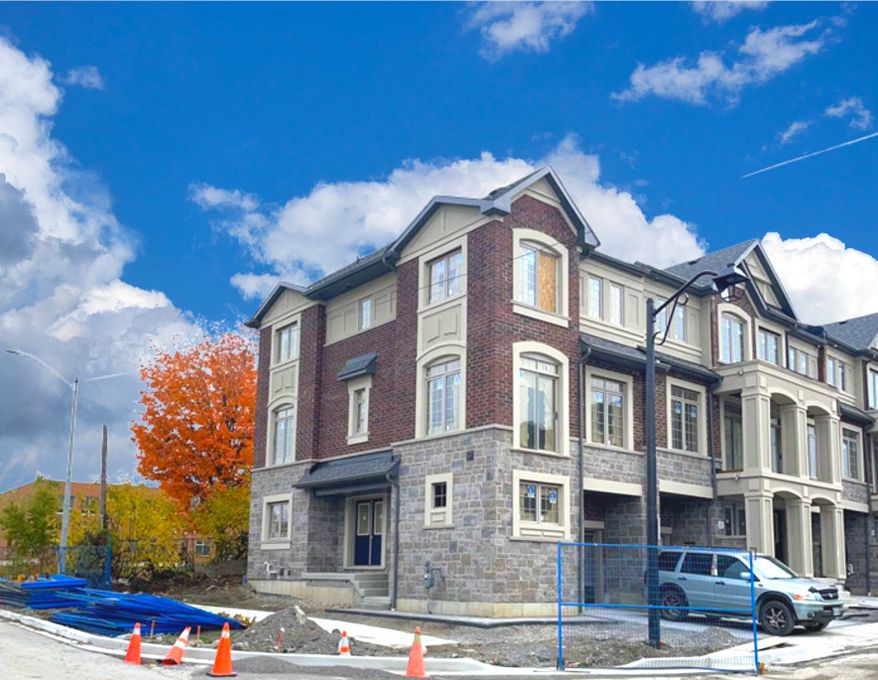 3-Bed 3-Bath Townhome in Ajax for Assignment